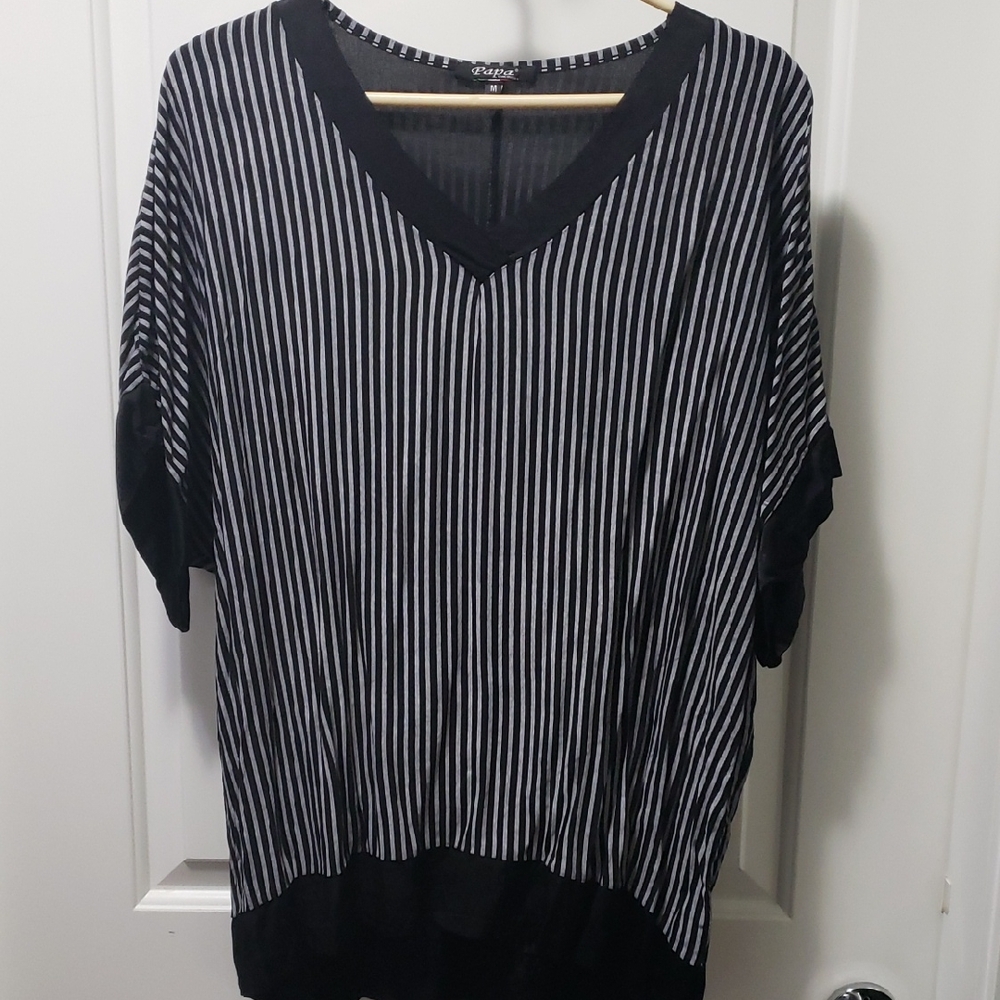 Chic Black and White Striped Top